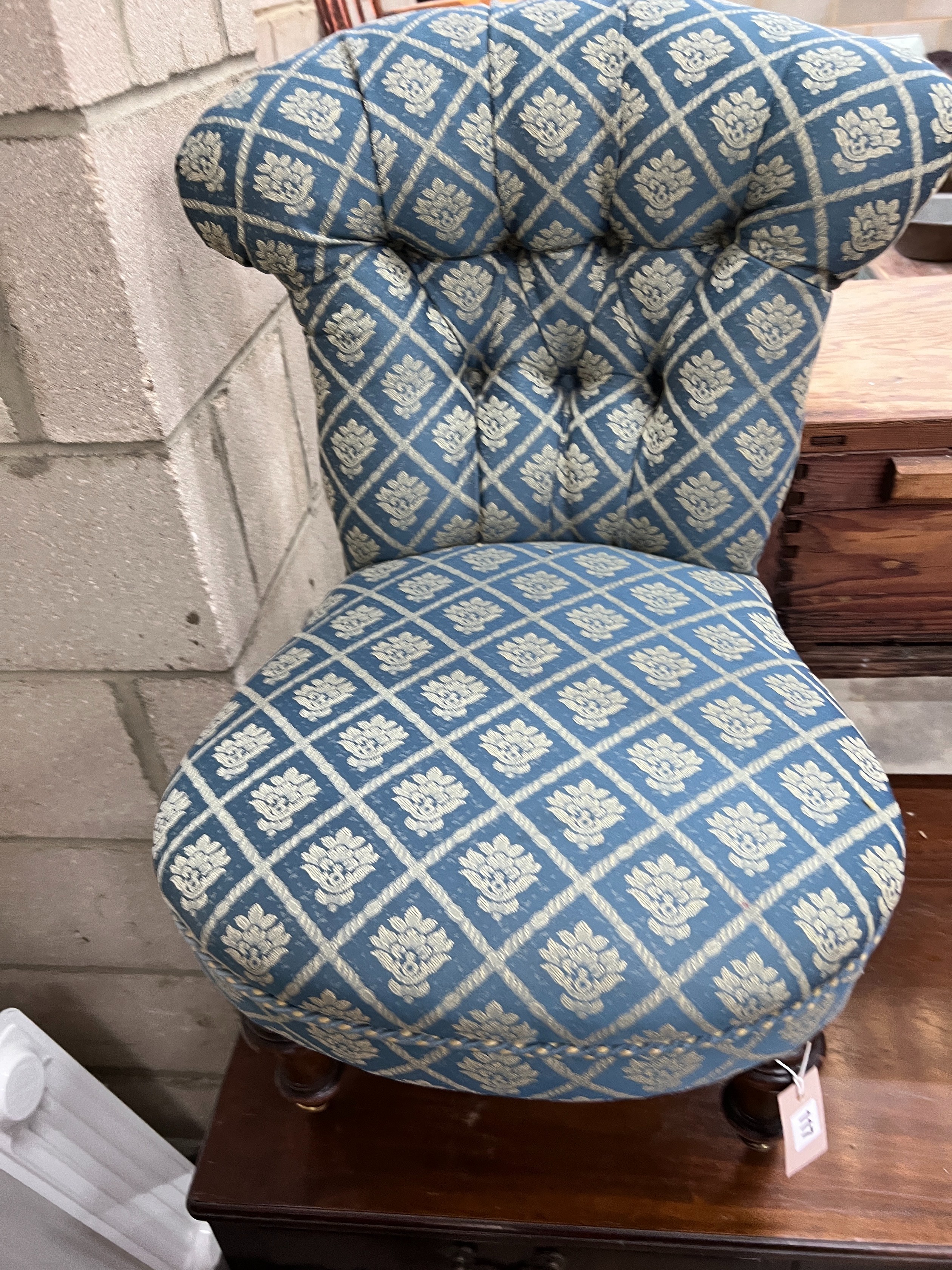A Victorian button side chair, width 48cm, depth 44cm, height 74cm *Please note the sale commences at 9am.